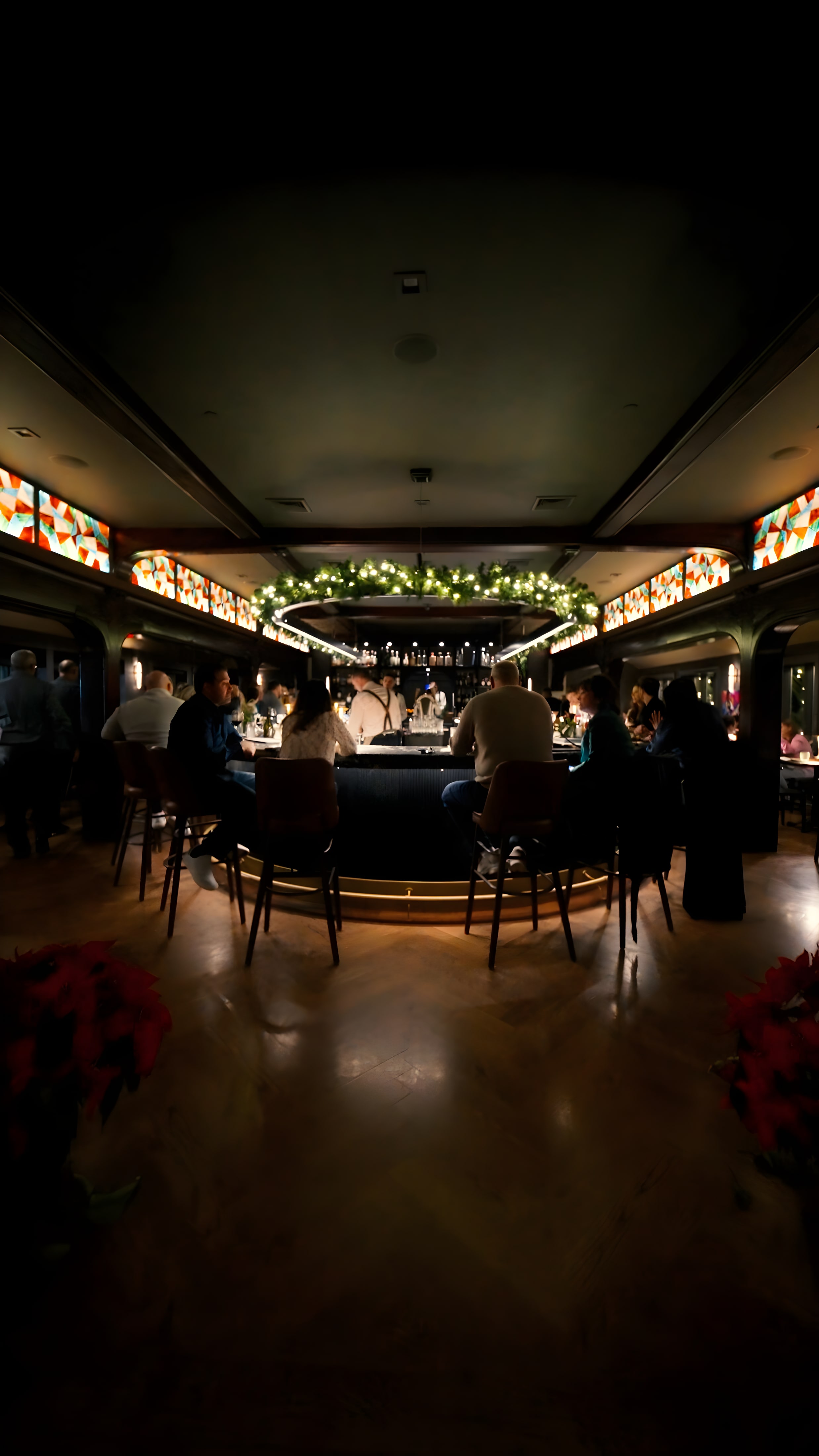 The Ember & Eagle dining room in full service at night
